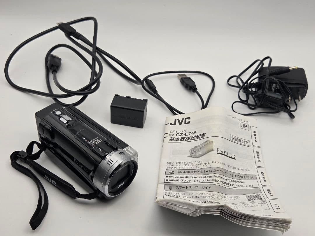 JVC GZ-E745 ビデオカメラ 本体と付属品