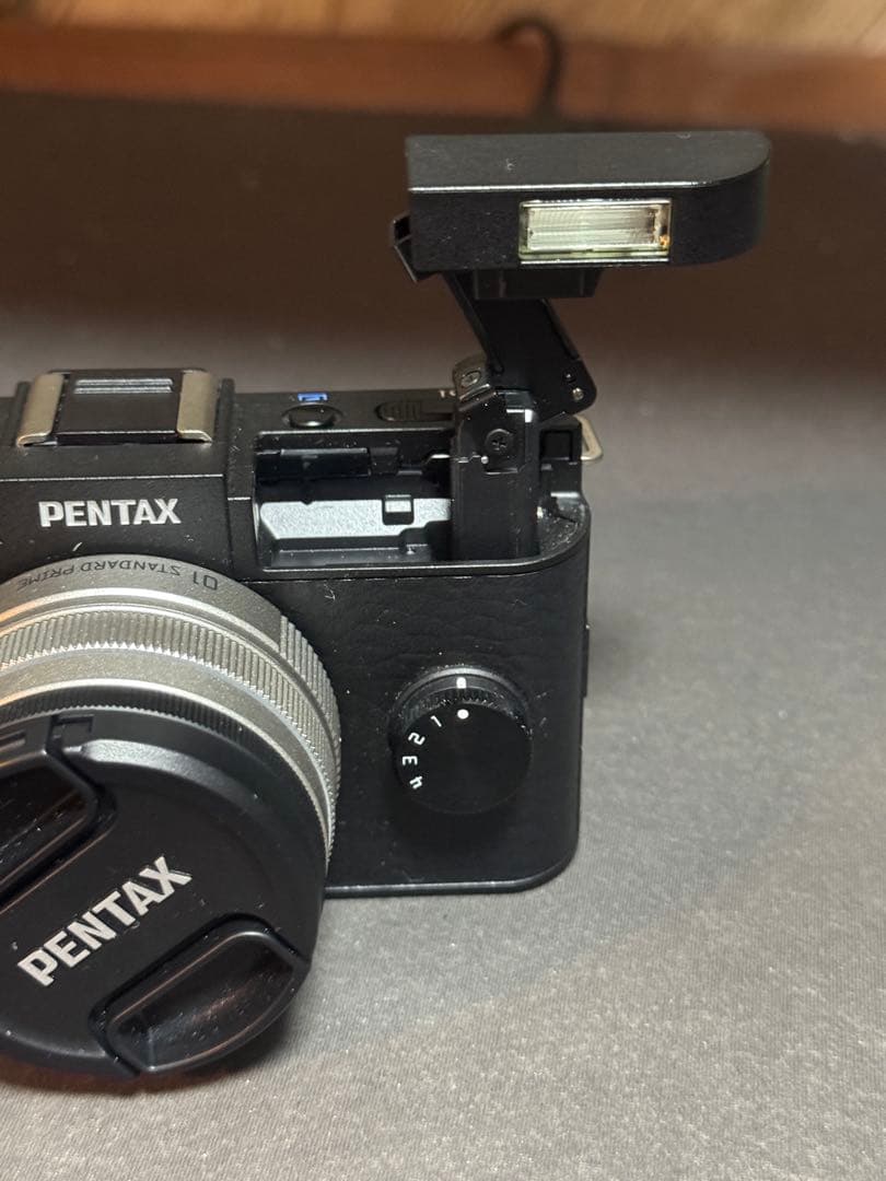 PENTAX Q-S1 ミラーレスカメラ 本体とレンズ2本付属