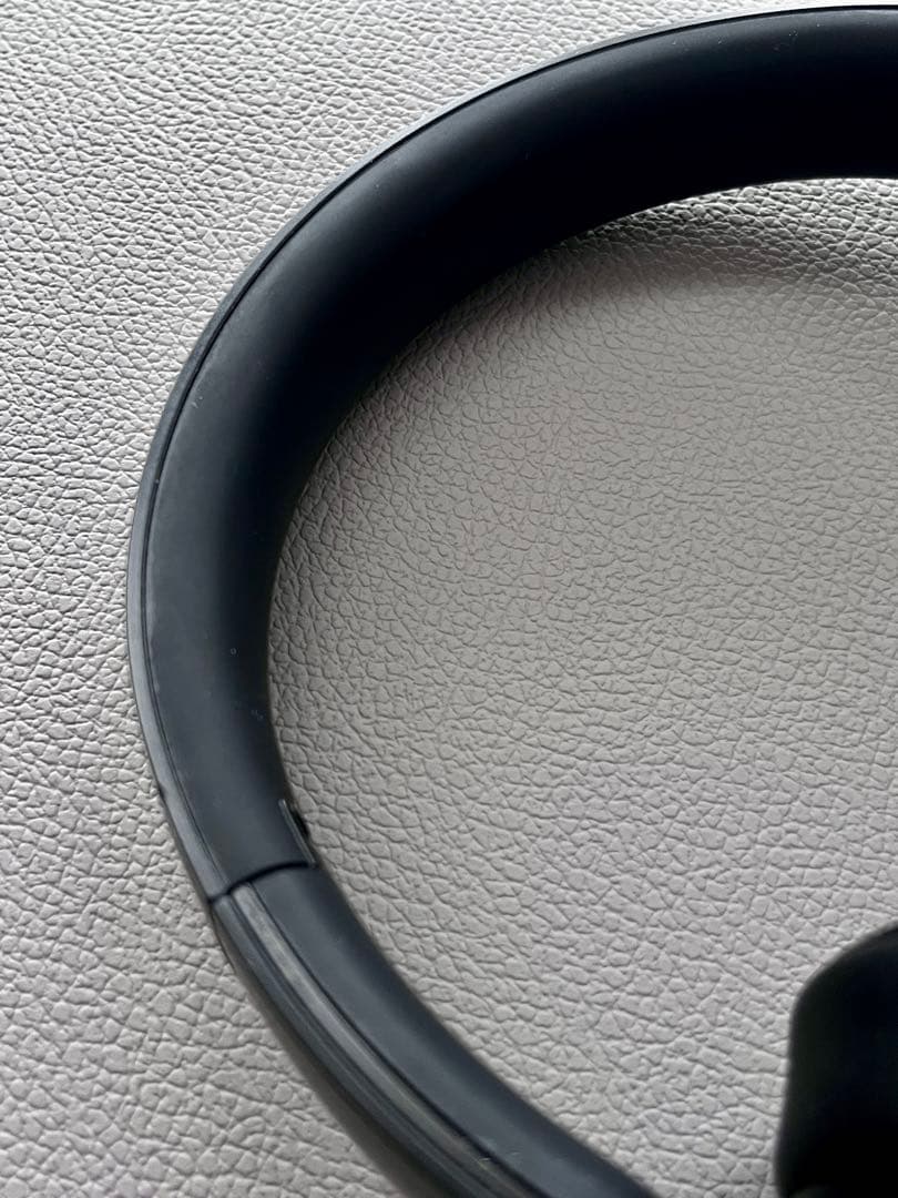 Beats Solo Pro ワイヤレスノイズキャンセリングヘッドホン ブラック