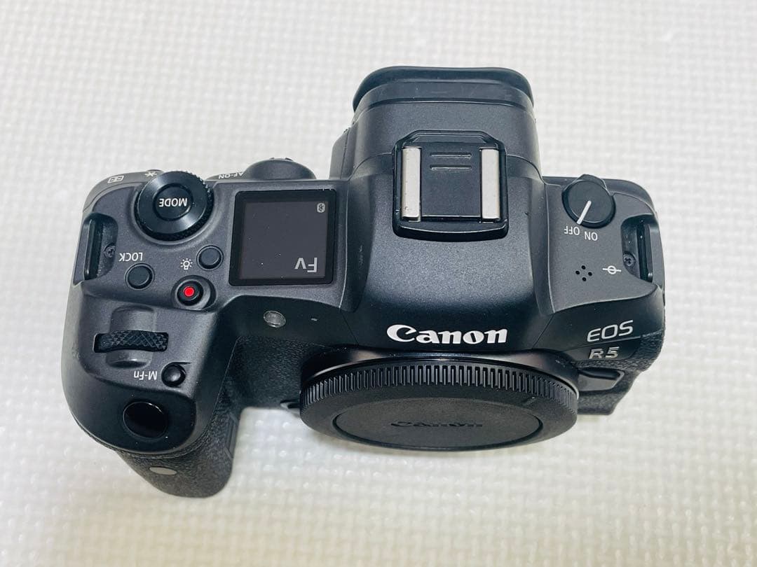 Canon EOS R5 デジタルカメラ　梱包済み