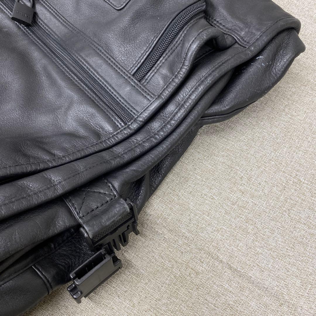 ③N985＊ TUMI ガーメントバッグ ブラック 大容量