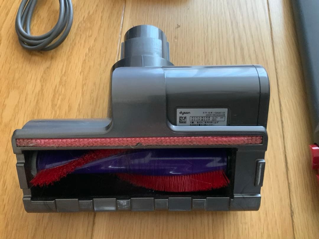 dyson ダイソンコードレスクリーナー　パーツ　✴︎ジャンク品　SV12