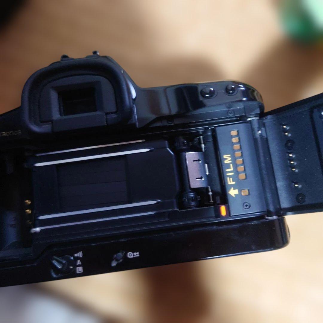 ジャンク Canon EOS 1n フィルム一眼レフカメラ