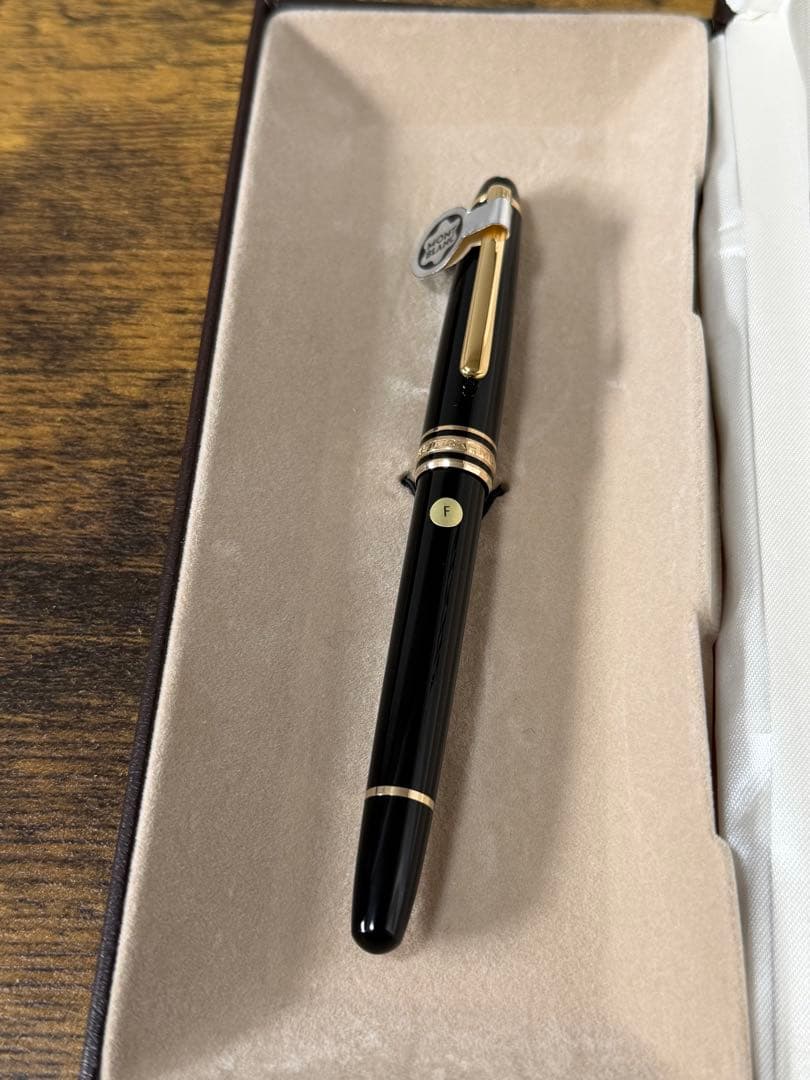 新品未使用　144 エボナイト芯　バイカラー　全金　14K 備品付　万年筆　F