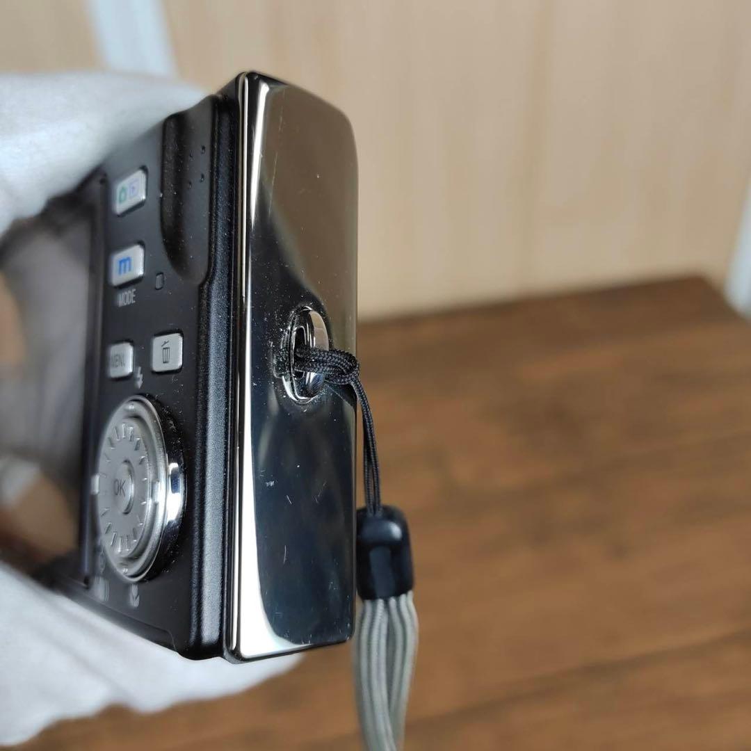 【匿名発送】Nikon COOLPIX S7c デジタルカメラ　充電器付き