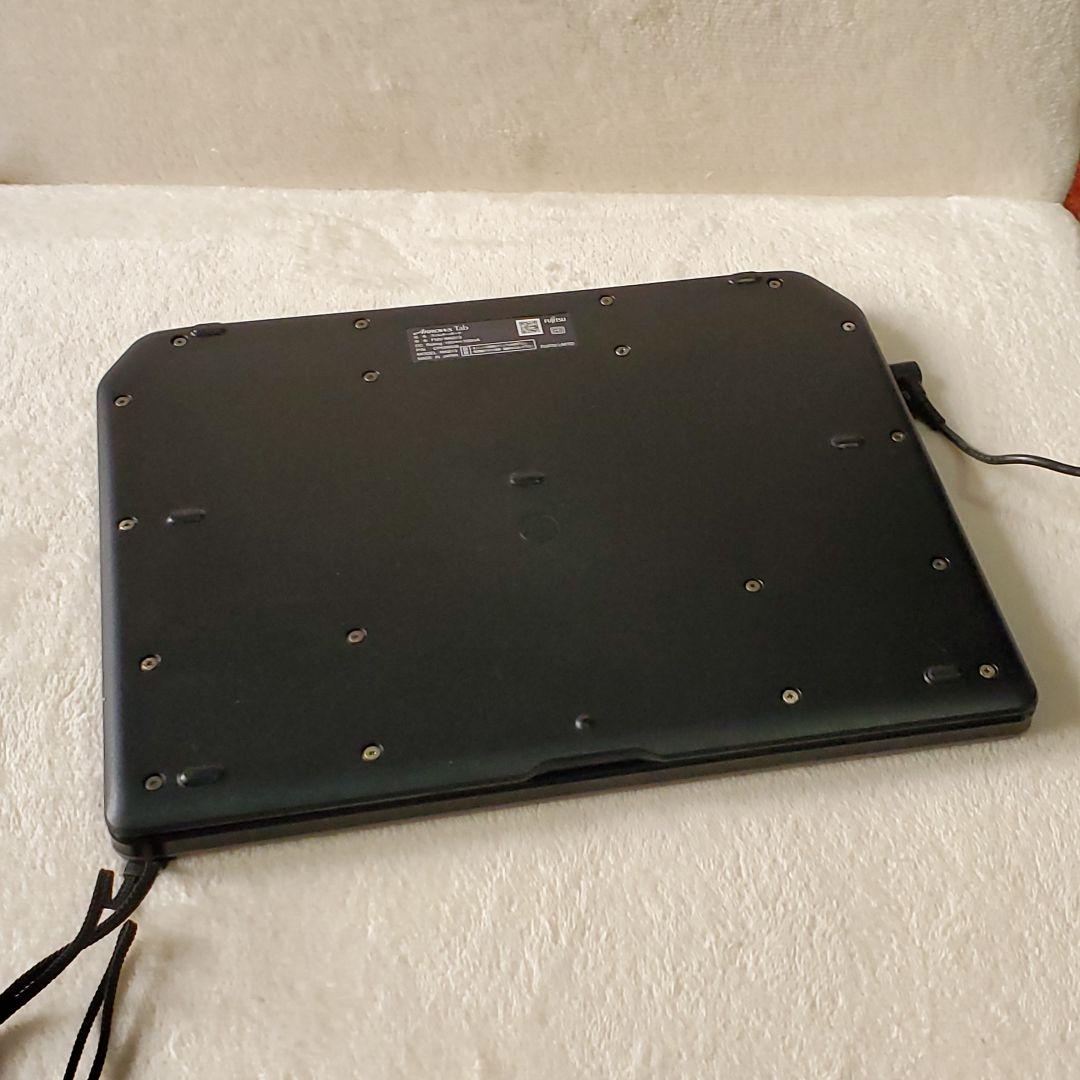 ARROWS Tab Q665/L（法人向け防水2in1ノートPC）