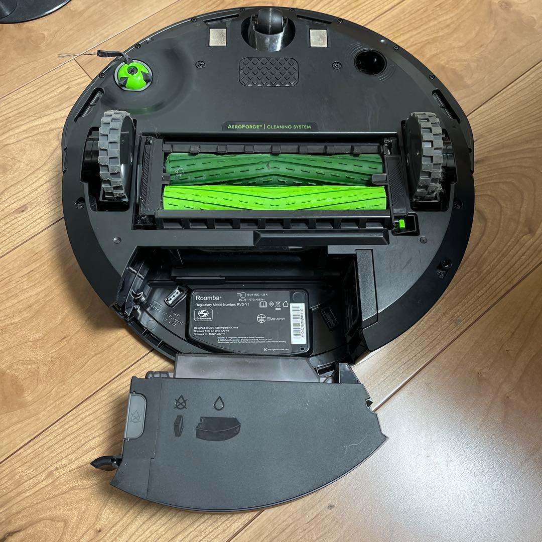 iRobot Roomba i3 本体
