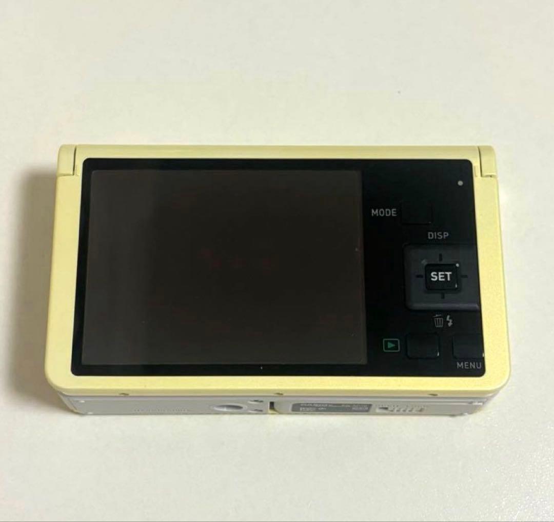 【極美品・デジカメ】定価超えのプレミア機！自撮り特化 CASIO EX-ZR70