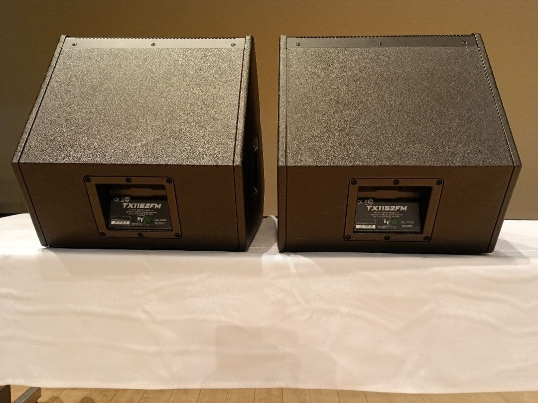 Electro-Voice TX1152FM 2台セット