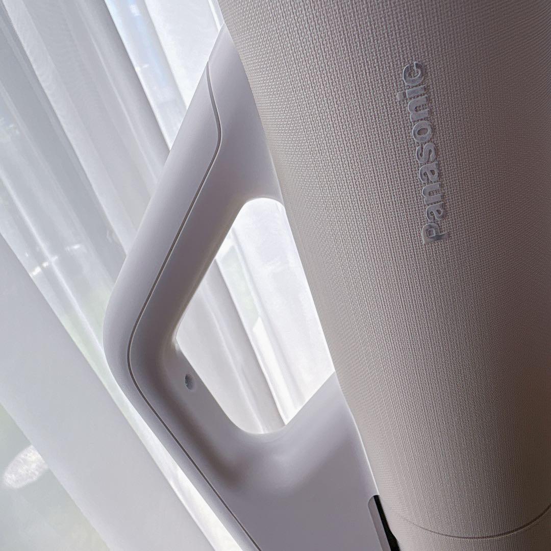 N*a様 パナソニック 充電式掃除機 2024年製 MC-NX810KM