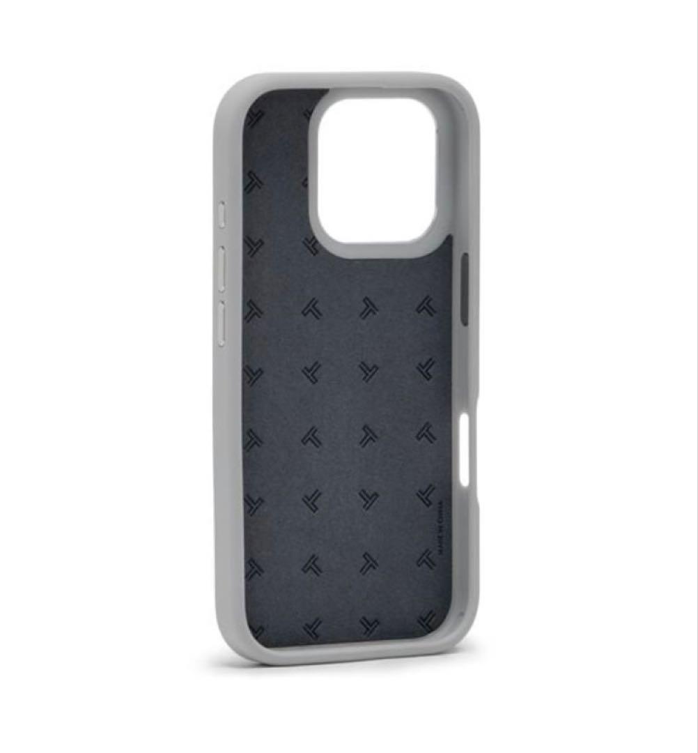 TUMI iPhoneケース シルバー ストライプ