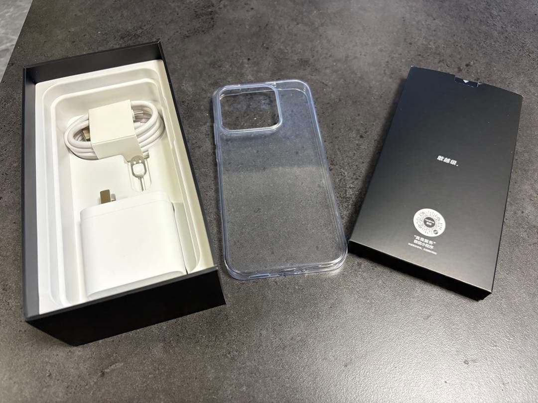 Realme Neo 8 12/256 グレー　値下げ不可