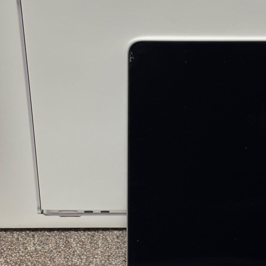 MacBook Air M2 8G 256G シルバー BT96% 箱 付属品有