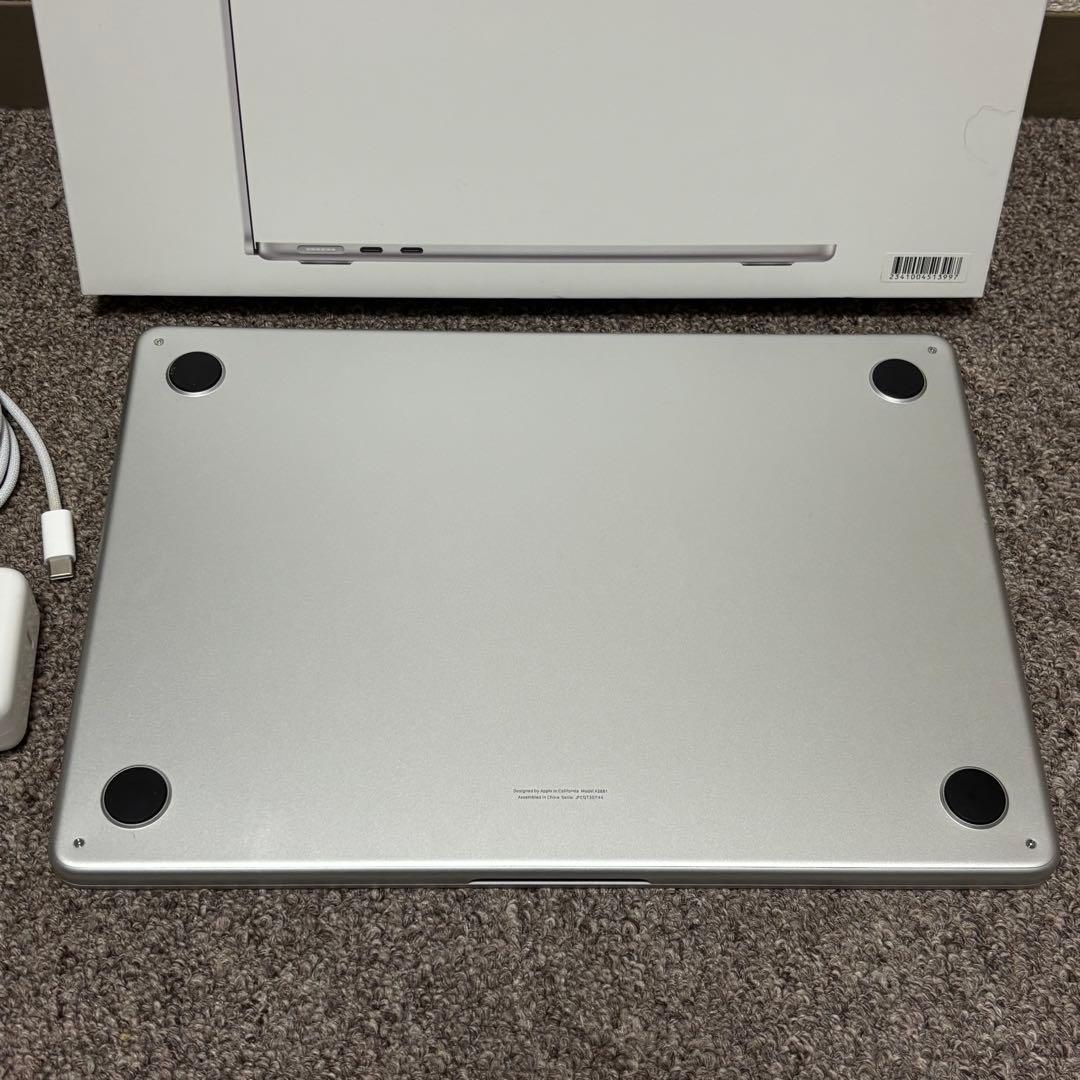 MacBook Air M2 8G 256G シルバー BT96% 箱 付属品有