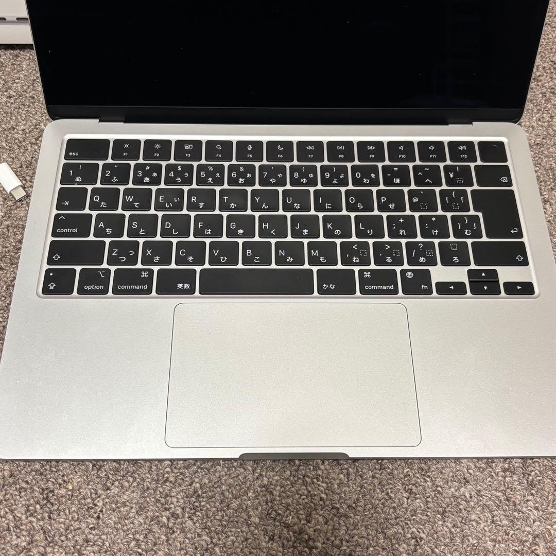 MacBook Air M2 8G 256G シルバー BT96% 箱 付属品有