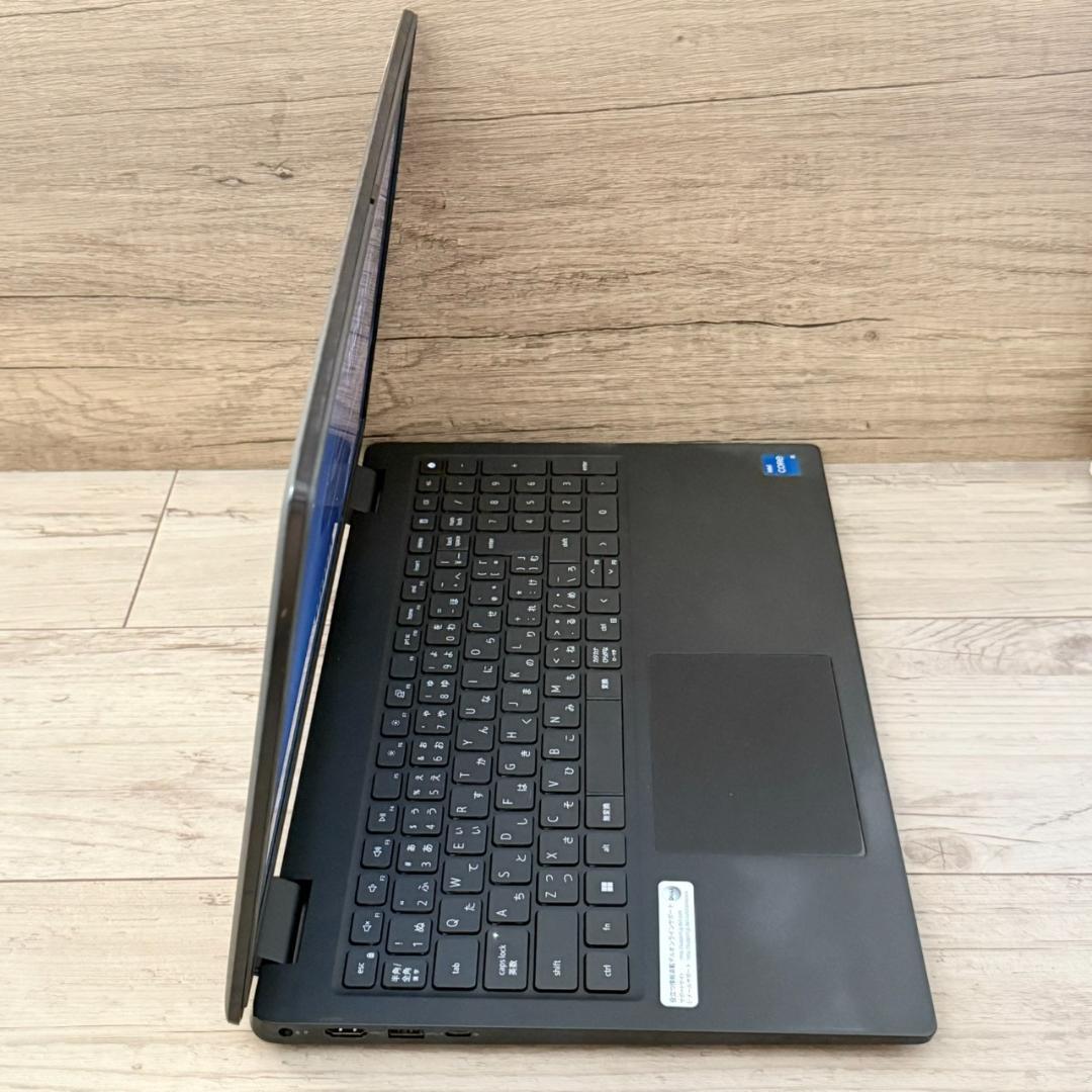 高性能！ Latitude 3520 第11世代 i5 16GB 256GB