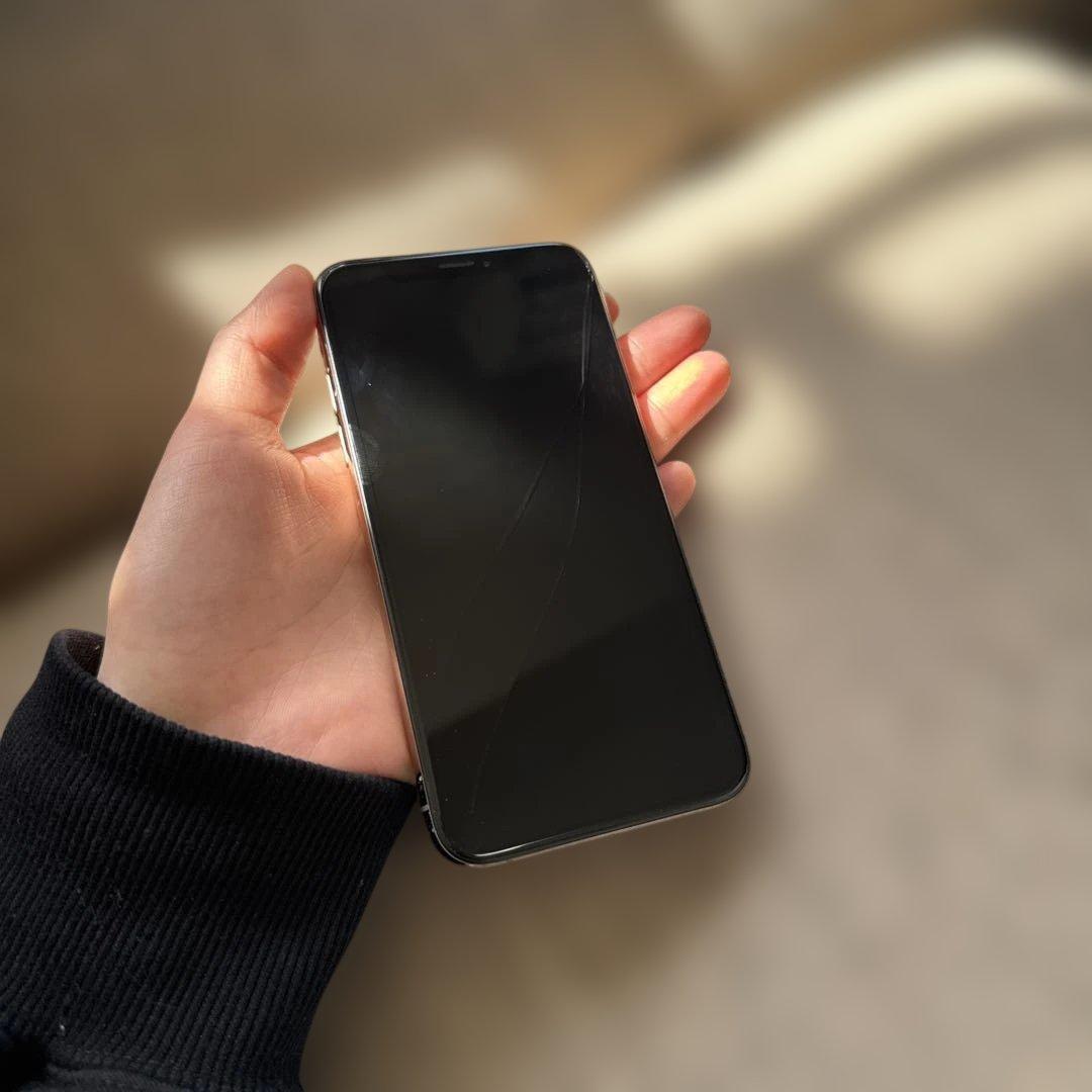 Apple iPhone XS ゴールド SIMフリー SIMロック解