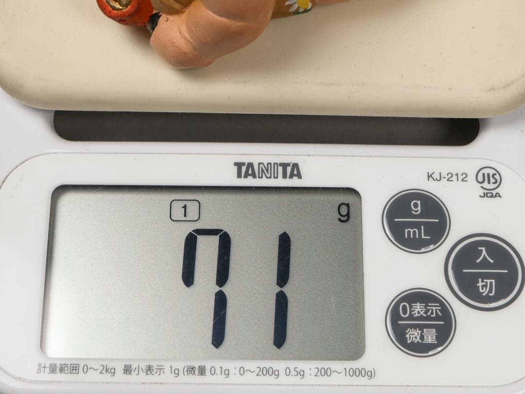 首振り人形 赤ちゃん陶人形 置物