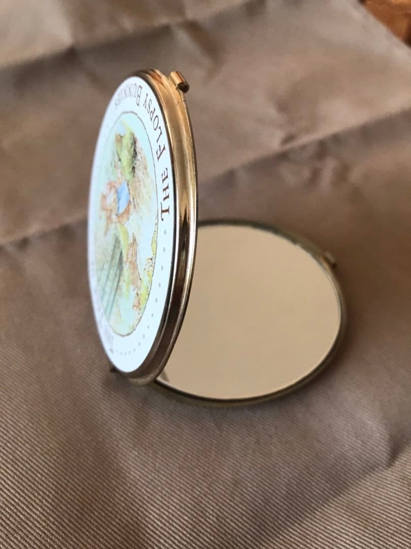 Peter Rabbit ミラーと巾着セット