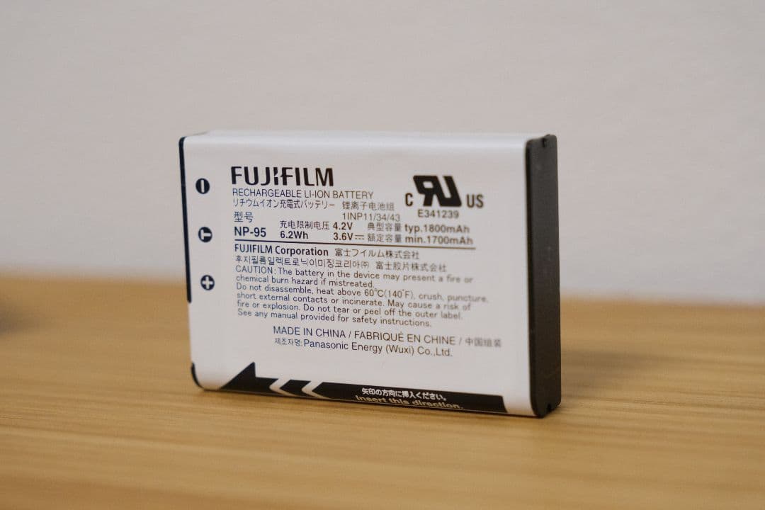 【美品】XF10 フジフイルム 高級コンデジ FUJIFILM