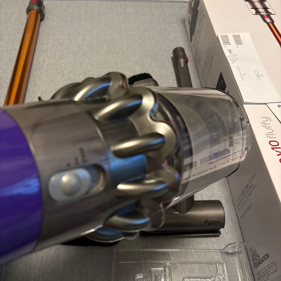【ジャンク品】Dyson Cyclone V10 コードレス掃除機