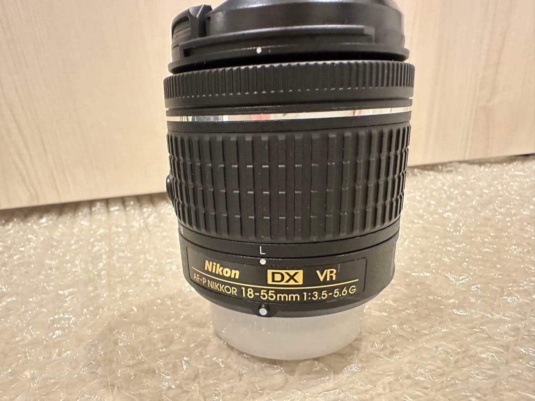 【美品】Nikon D5600 ダブルズームキット バッテリー2個 充電器付