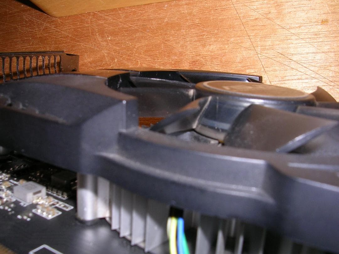 花*子様 ASUS グラボ GTX1050Ti 4GB 補助電源無 動作確認済