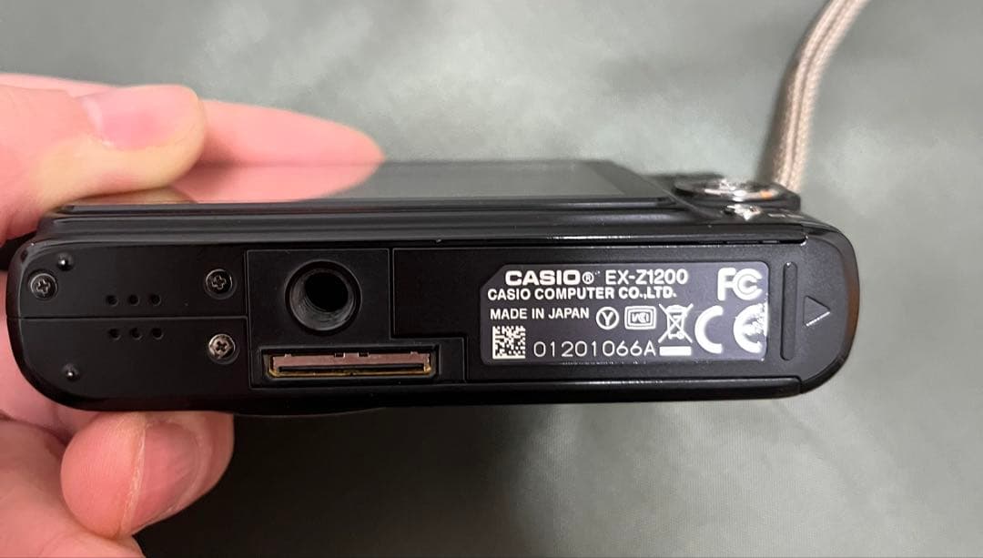 CASIO EXILIM EX-Z1200 コンパクトカメラ