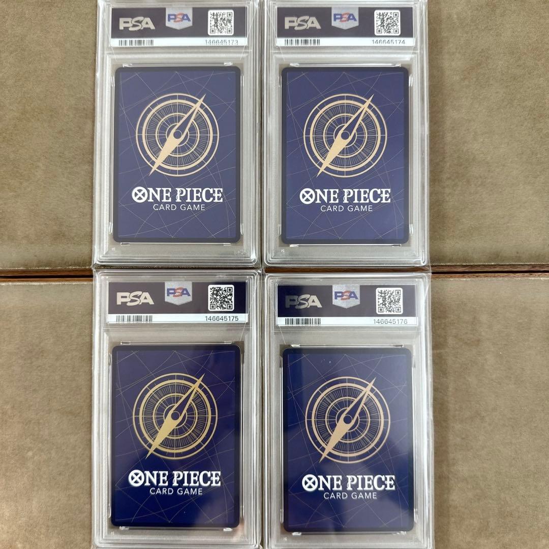 【PSA10/4連番】　バギー　シャンクス　ティーチ　ルフィ　THE BEST2