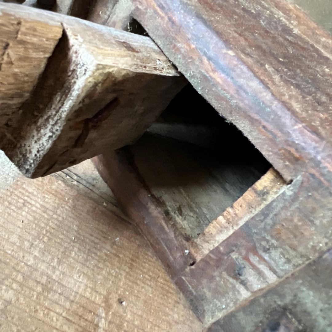 実家整理　古い木箱