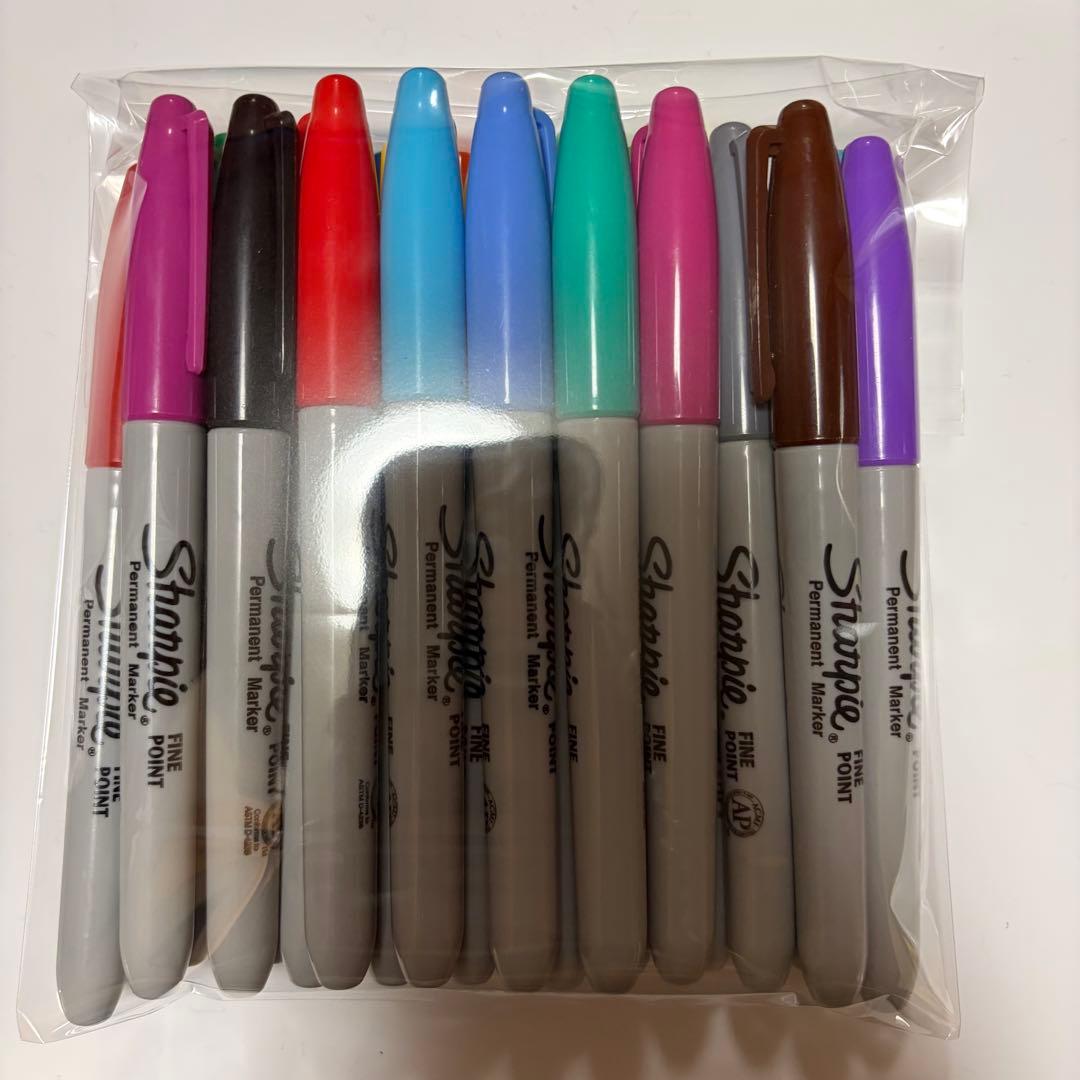 油性カラーペン　Sharpie 23本セット　シャーピーペン