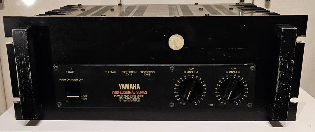 YAMAHA PC2002 パワーアンプ