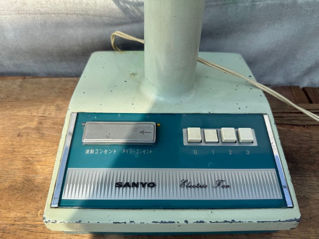 清*水様 【O-1709】SANYO サンヨー 扇風機 EF-37N