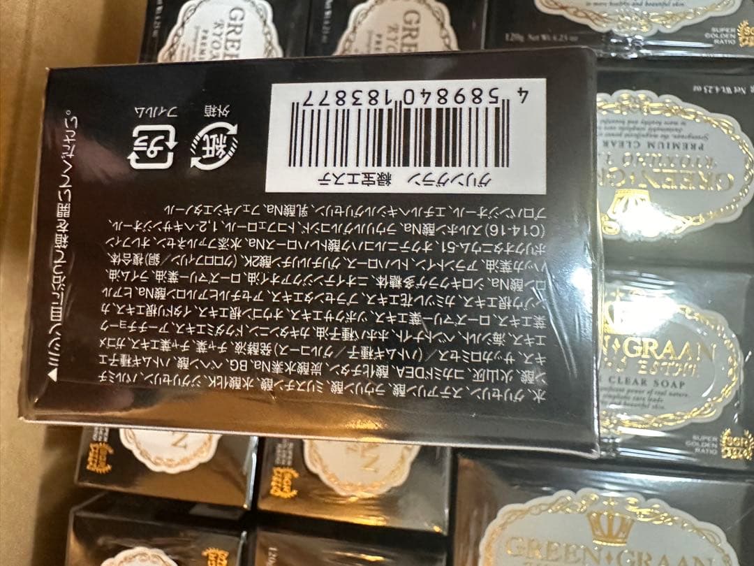 GREEN GRAAN プレミアムクリアソープ 12個入り