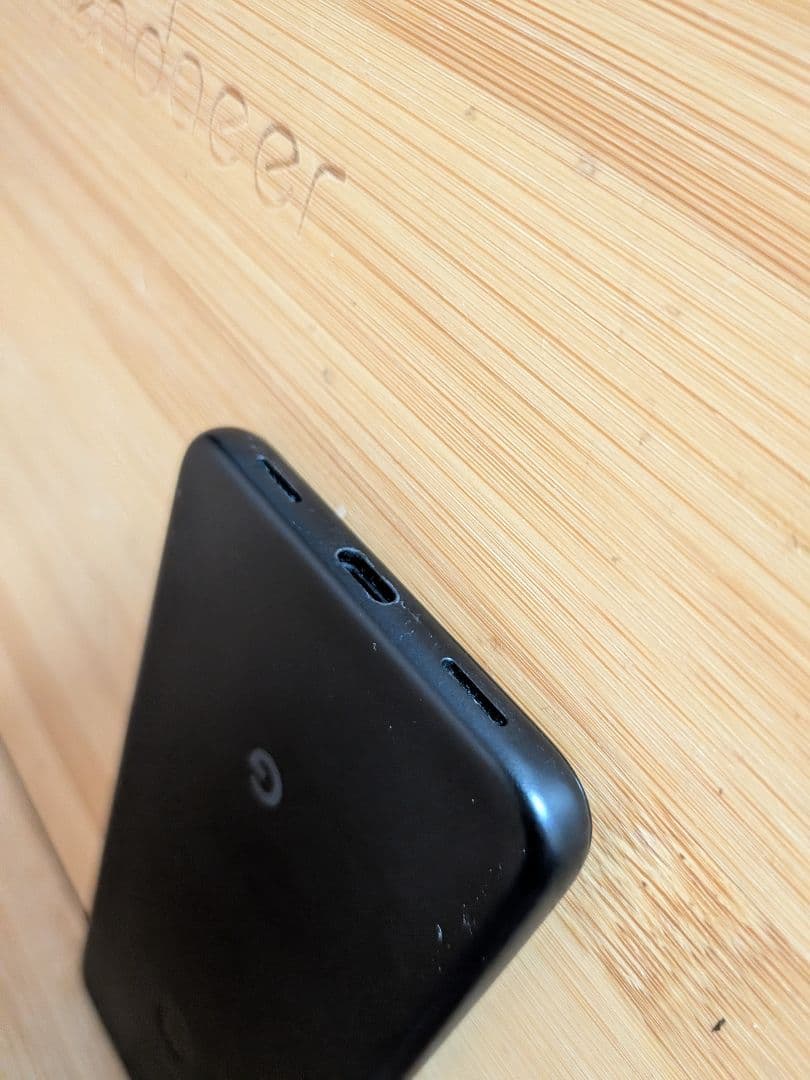 pixel4a 本体+ケース