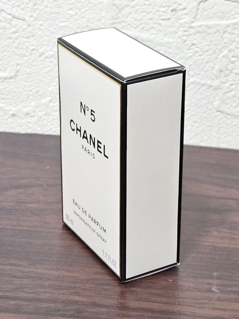CHANEL N°5 50ml ボックス、ショップバック付き