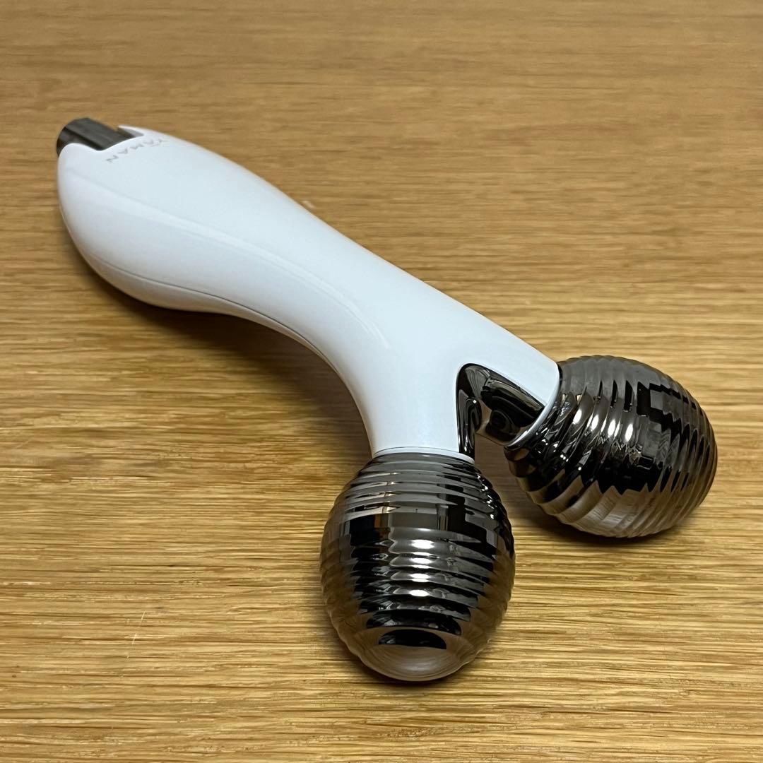 YA-MAN 家庭用美容器 WAVY EP-15W