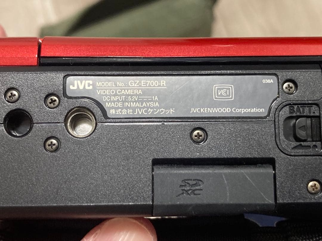 JVC GZ-E700 バッテリー2個付属 フルHD ビデオカメラ 本体 レッド
