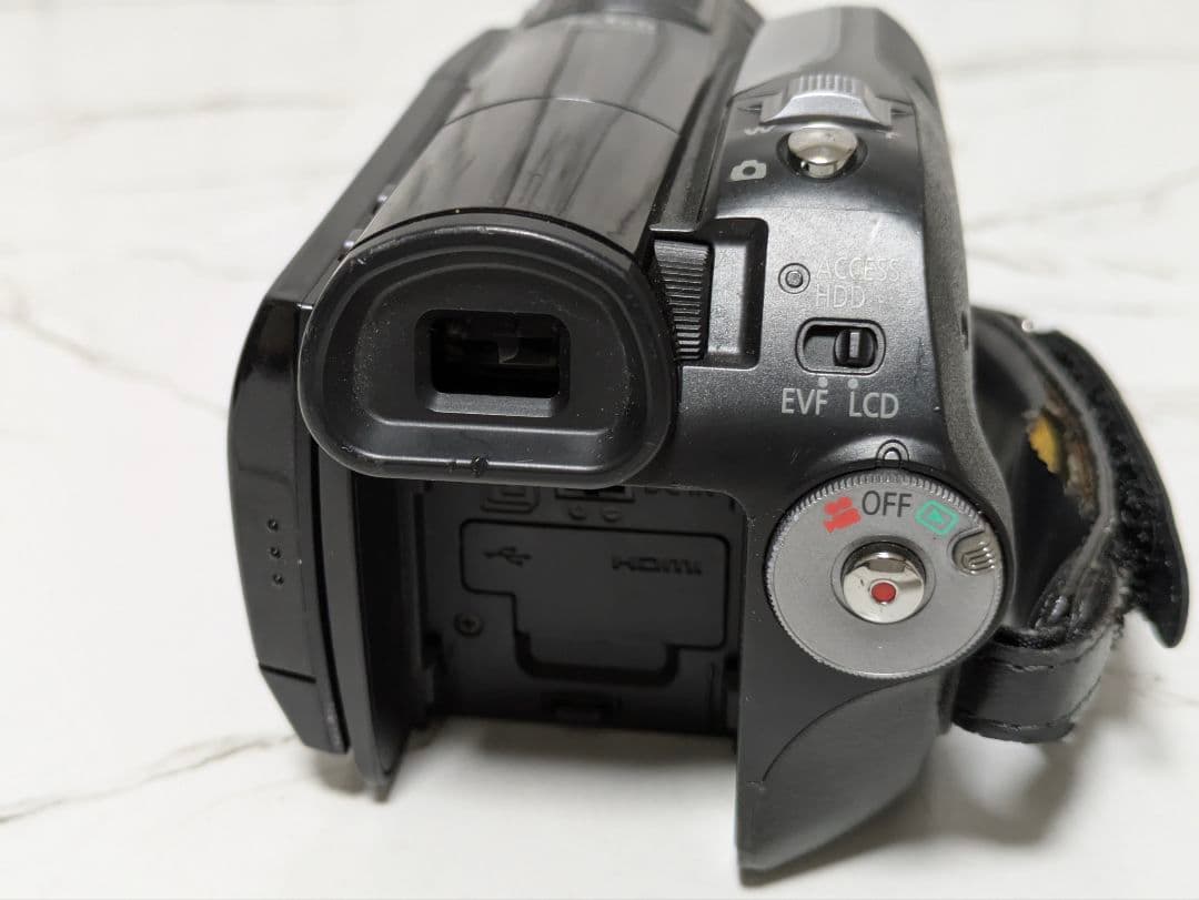Panasonic　HDC-HS100