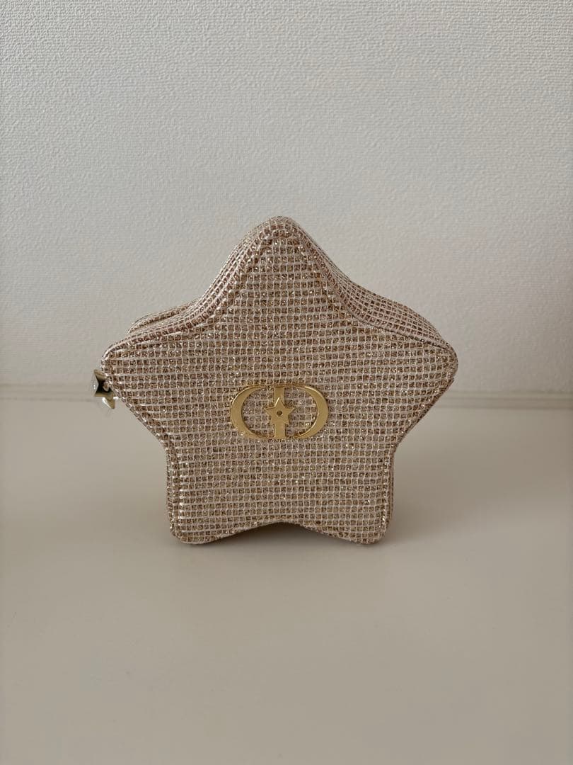 Dior カプチュールホリデーオファー 2025