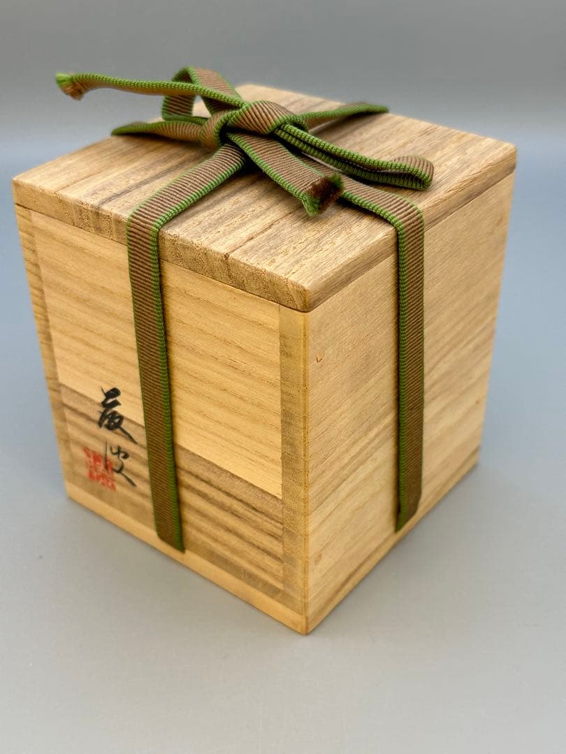 茶道具　棗　鈴谷藤波　菖蒲蒔絵