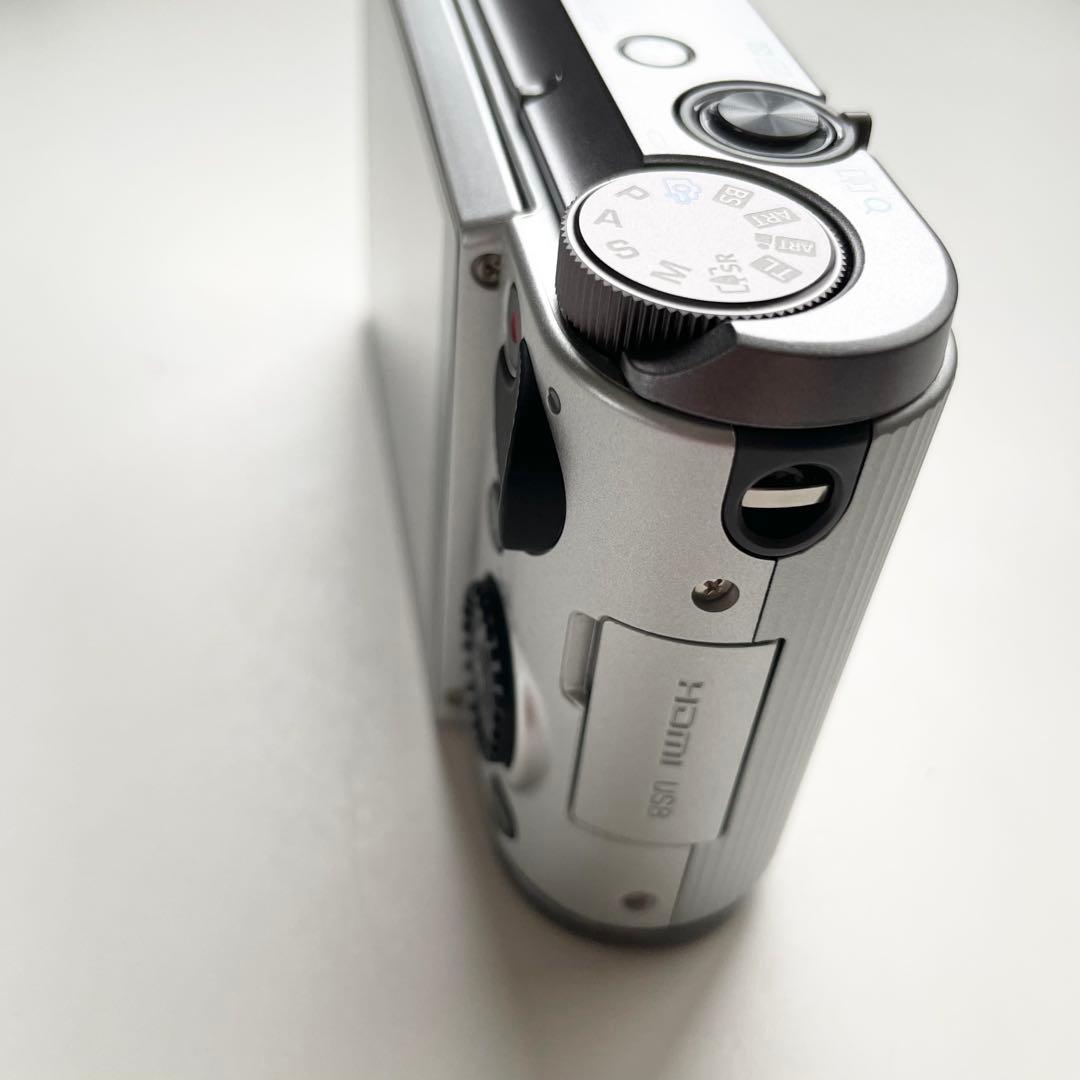 【美品】CASIO EXILIM デジタルカメラ EXーZR1700 シルバー