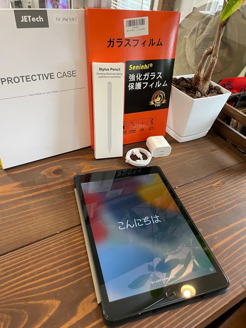 Apple iPad (第９世代) Wi-Fi + Cellular 64GB