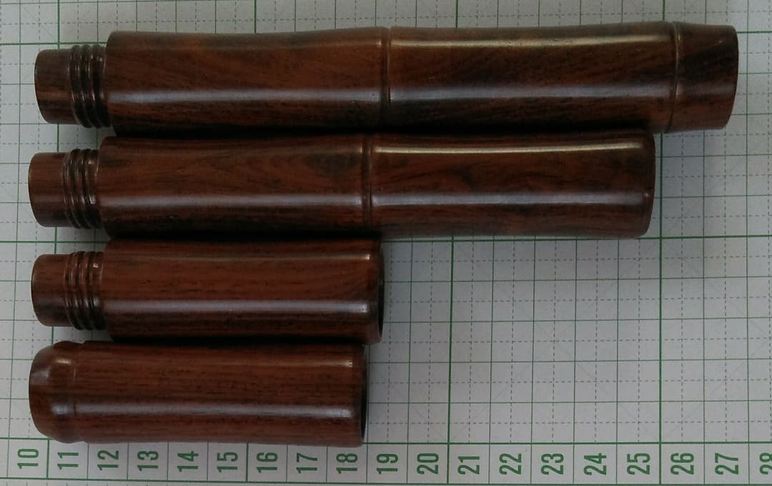 (値下げしました1)黒檀自在型携帯線香筒(竹様)