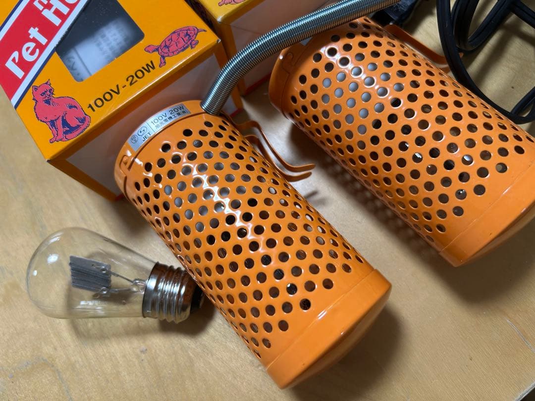 アサヒ ペットヒーター 20W 小鳥 小動物 保温　2点＋新品電球