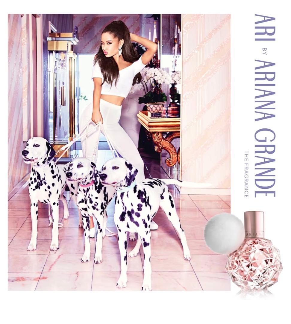 ARI by Ariana Grande アリアナ グランデ　50ml