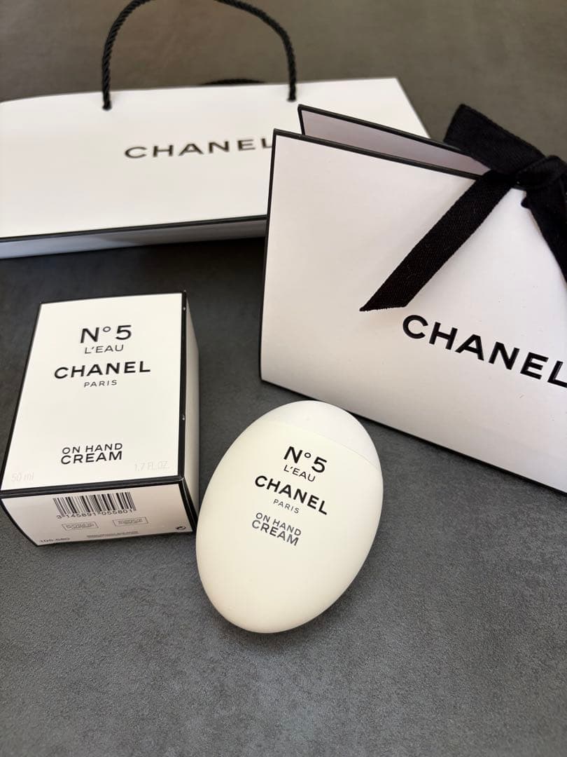 CHANEL N°5 L'EAU ハンドクリーム 紙袋付き