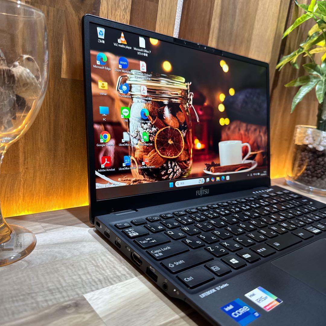 準美品‼️LIFEBOOK☘️最高峰i7☘第11世代☘メモリ16GB☘️ノートパソコン