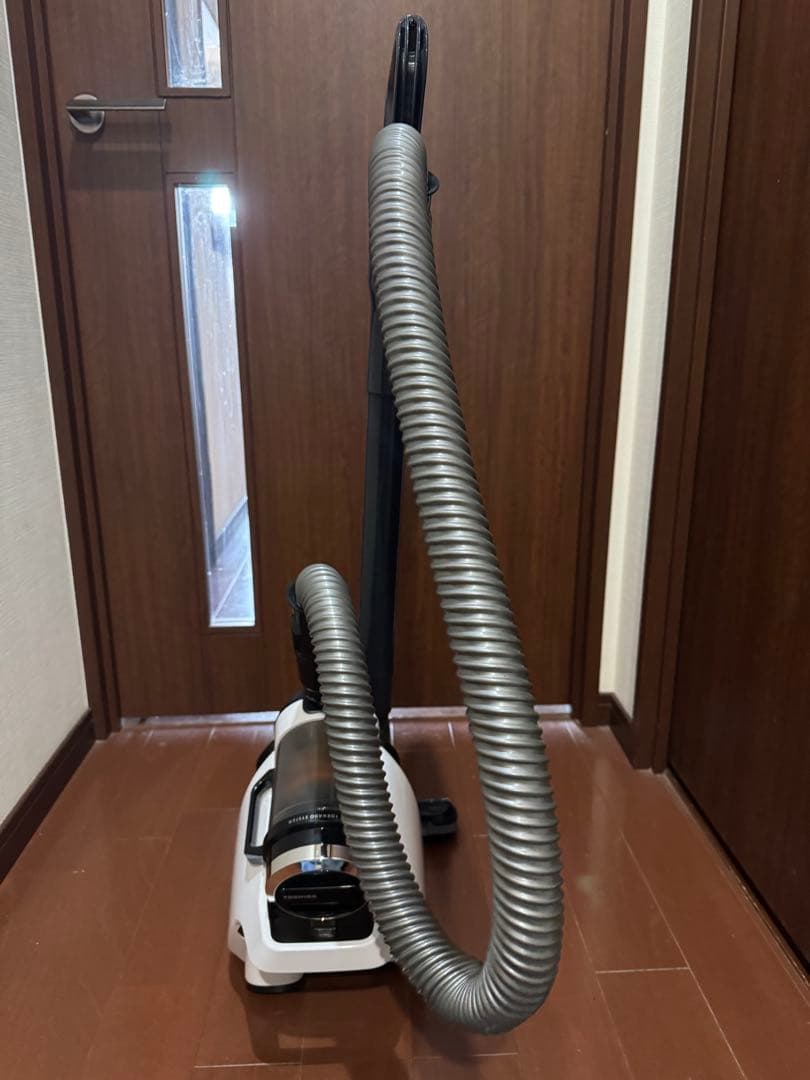 東芝 サイクロン掃除機 VC-C7A 年式／2021年製