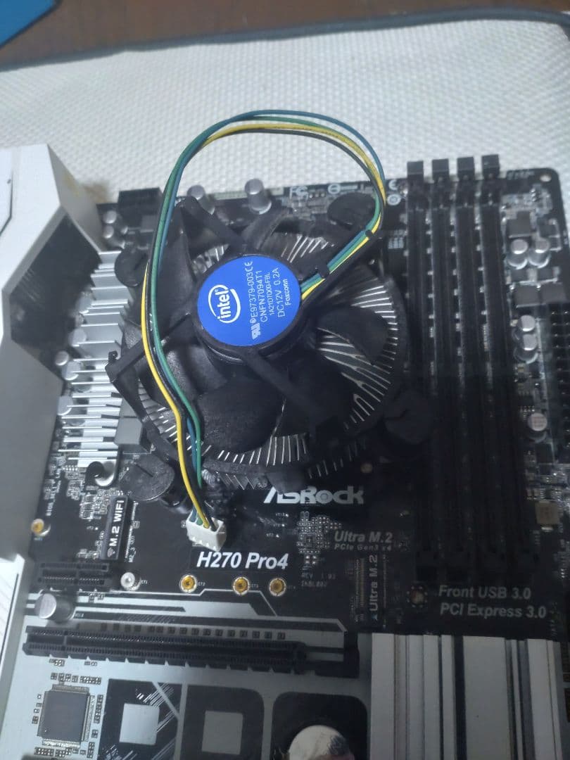 マザーボード ASRock H270 Pro4 + i5-7600